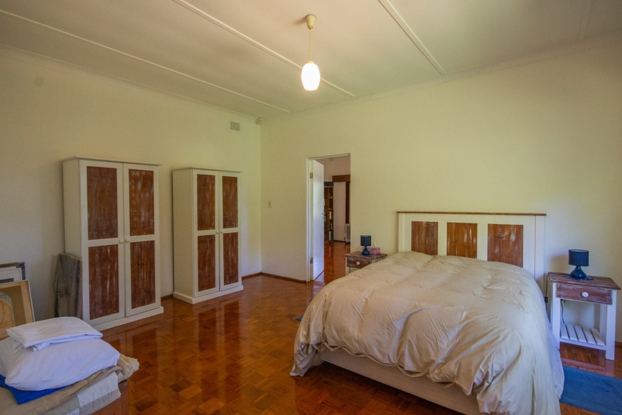 5 Bedroom Property for Sale in Umtentweni KwaZulu-Natal