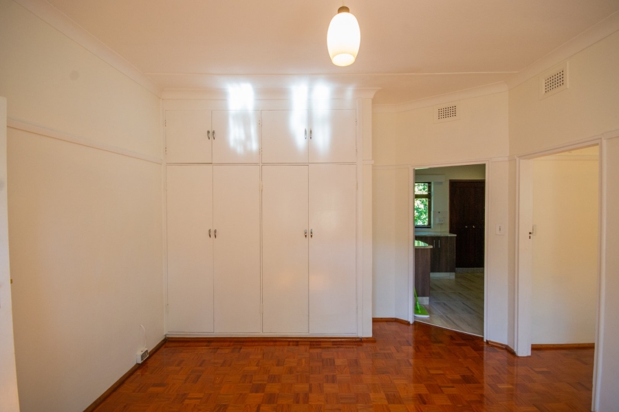 5 Bedroom Property for Sale in Umtentweni KwaZulu-Natal