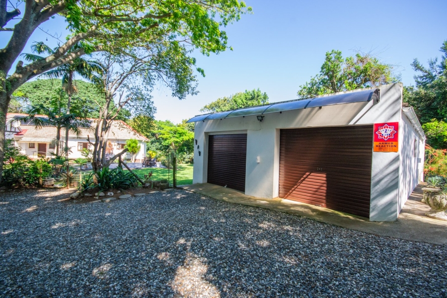 5 Bedroom Property for Sale in Umtentweni KwaZulu-Natal