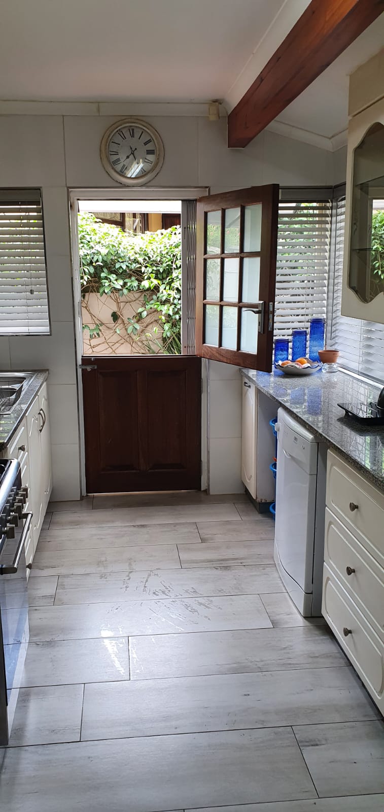 6 Bedroom Property for Sale in Scottburgh South KwaZulu-Natal