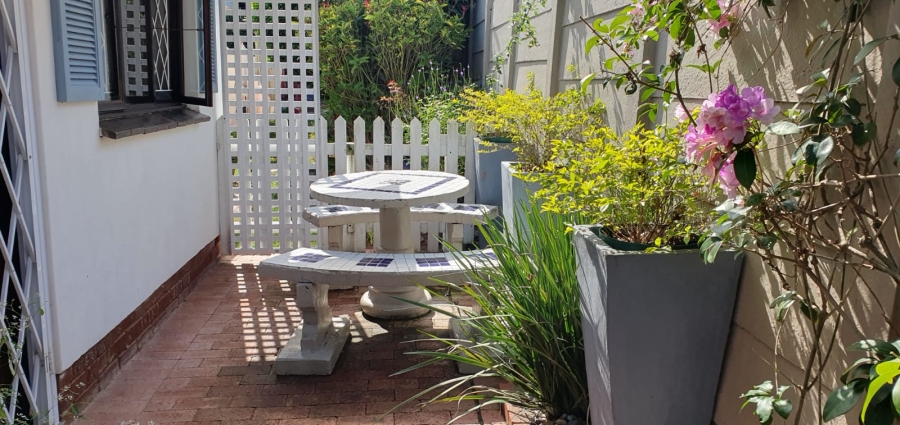 6 Bedroom Property for Sale in Scottburgh South KwaZulu-Natal