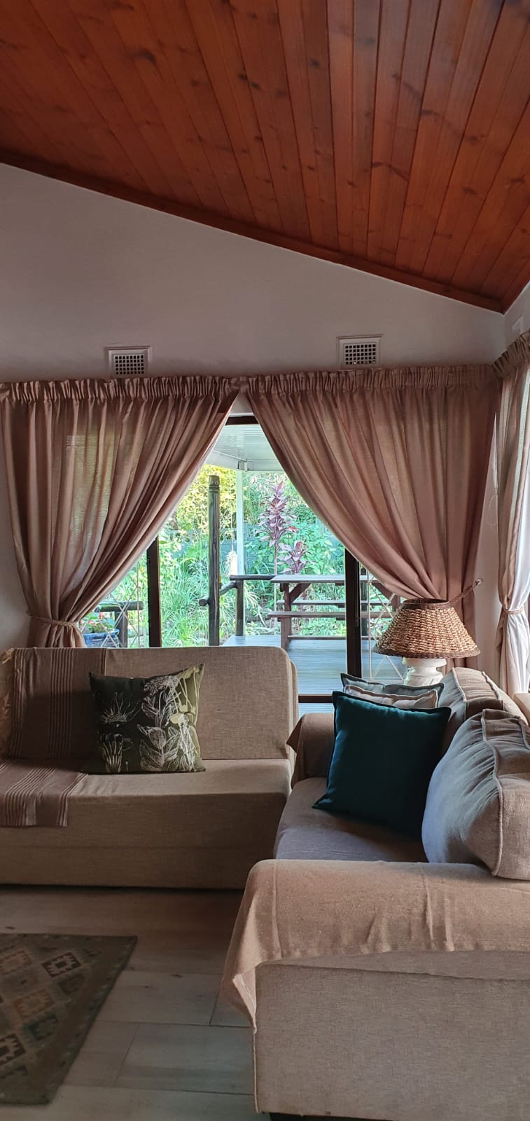 6 Bedroom Property for Sale in Scottburgh South KwaZulu-Natal