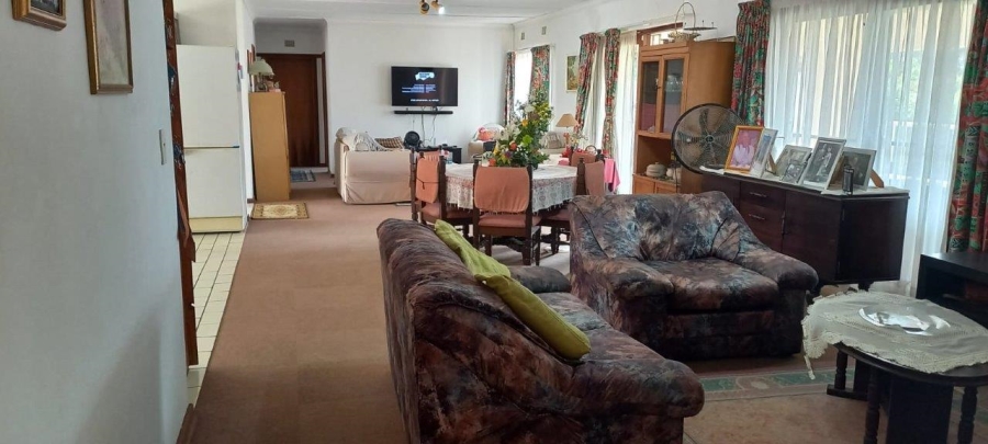 4 Bedroom Property for Sale in Woodgrange KwaZulu-Natal