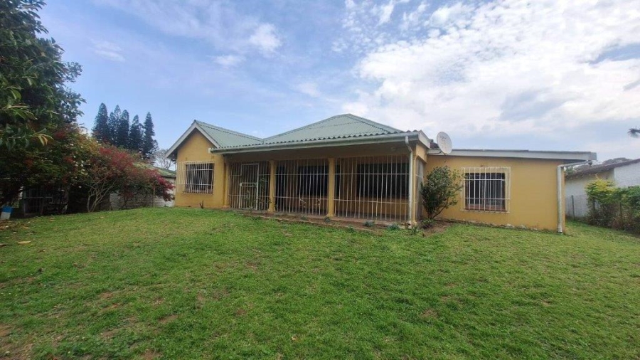 4 Bedroom Property for Sale in Sea Park KwaZulu-Natal