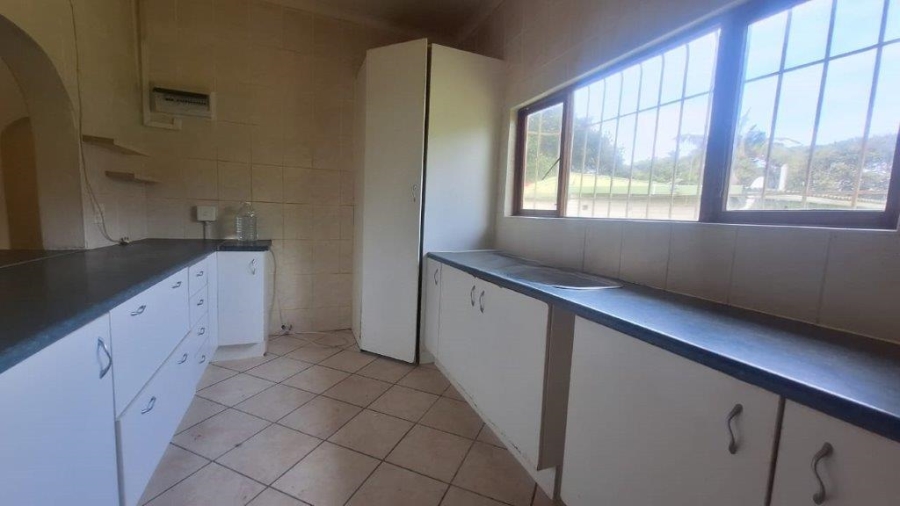 4 Bedroom Property for Sale in Sea Park KwaZulu-Natal