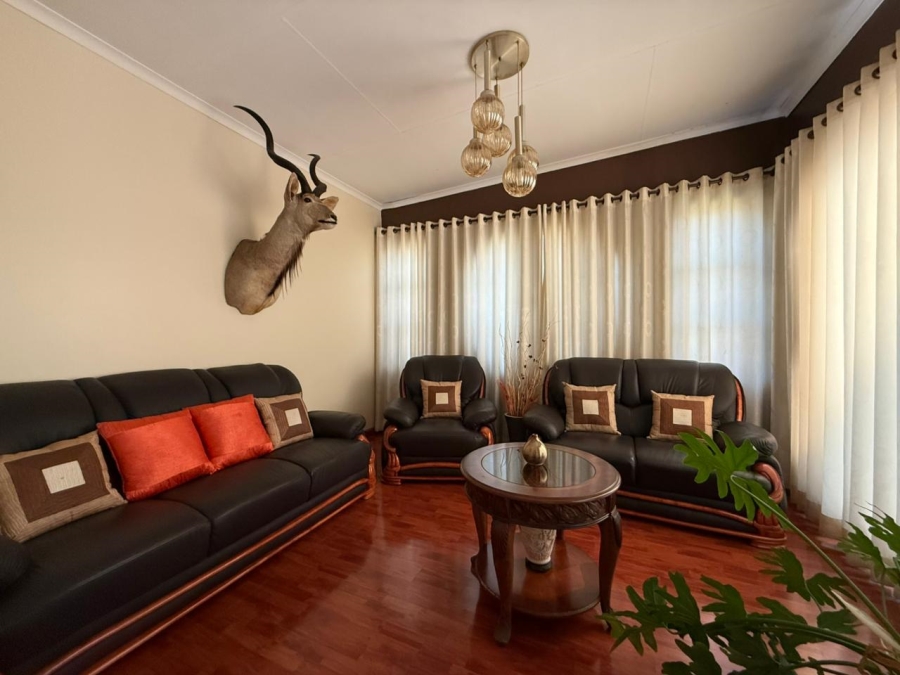 3 Bedroom Property for Sale in Lennoxton KwaZulu-Natal