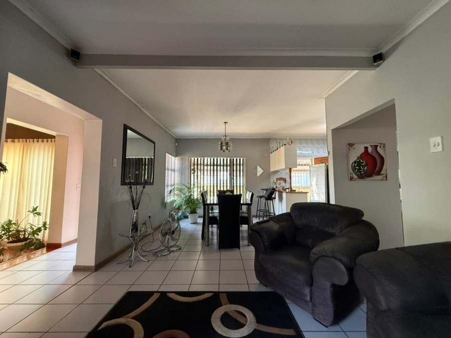 3 Bedroom Property for Sale in Lennoxton KwaZulu-Natal