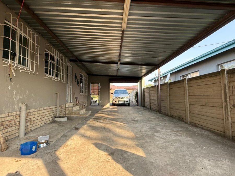 3 Bedroom Property for Sale in Lennoxton KwaZulu-Natal
