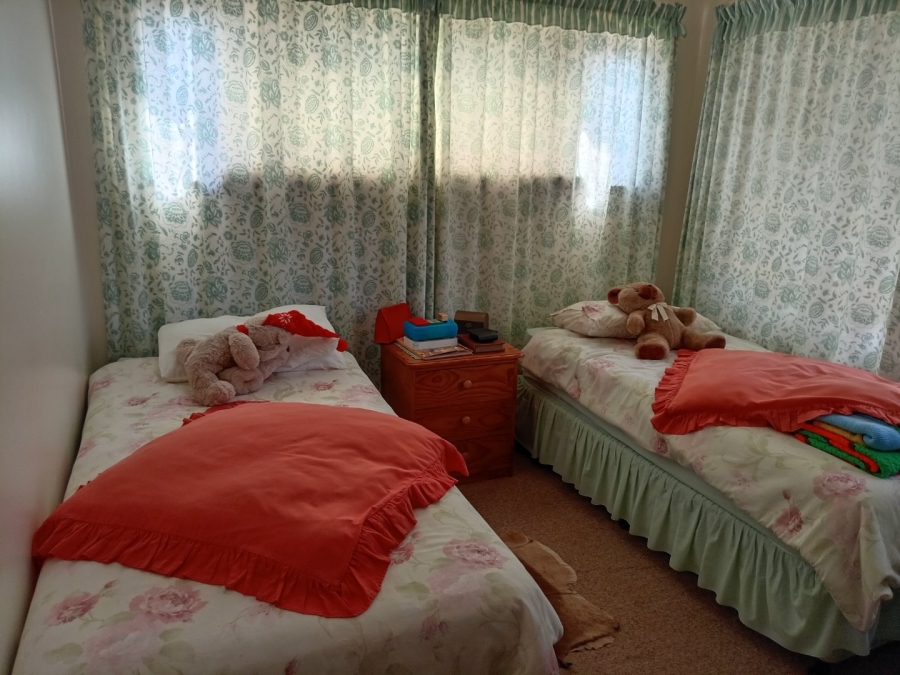 5 Bedroom Property for Sale in Shelly Beach KwaZulu-Natal