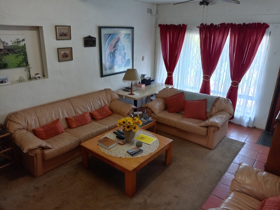 5 Bedroom Property for Sale in Shelly Beach KwaZulu-Natal