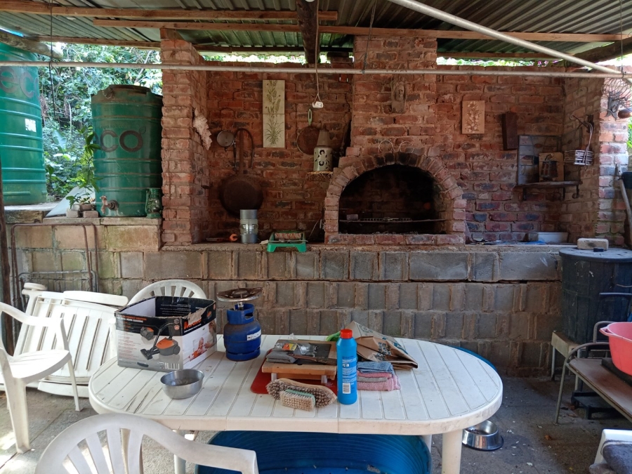 5 Bedroom Property for Sale in Shelly Beach KwaZulu-Natal