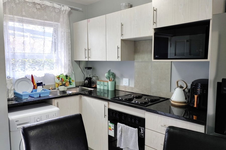 To Let 2 Bedroom Property for Rent in Chasedene KwaZulu-Natal
