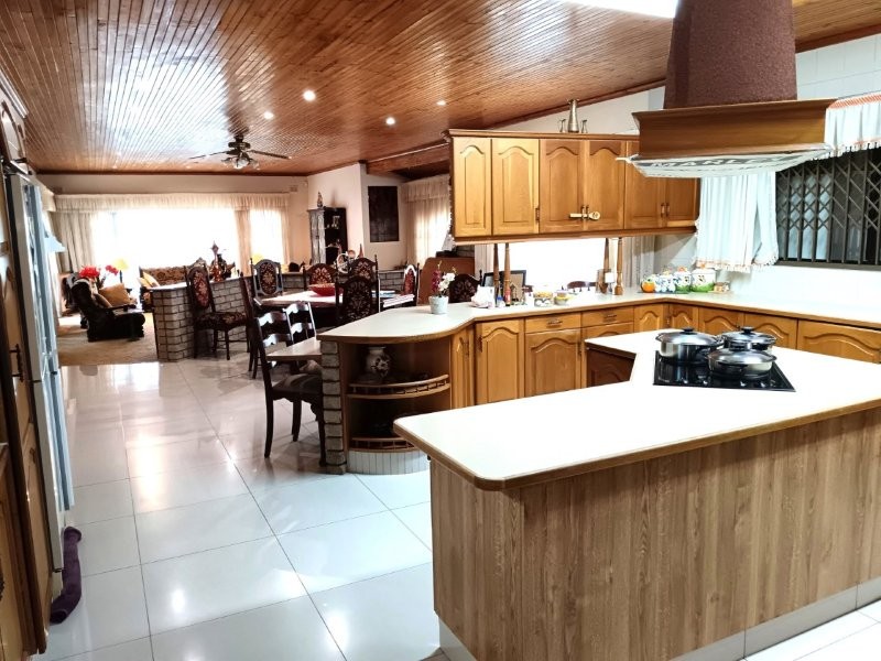 4 Bedroom Property for Sale in Umzinto KwaZulu-Natal
