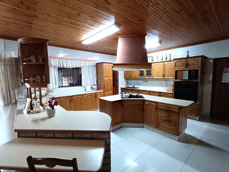 4 Bedroom Property for Sale in Umzinto KwaZulu-Natal