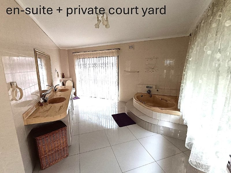 4 Bedroom Property for Sale in Umzinto KwaZulu-Natal