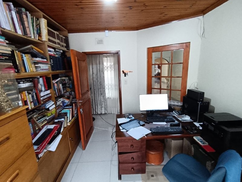 4 Bedroom Property for Sale in Umzinto KwaZulu-Natal