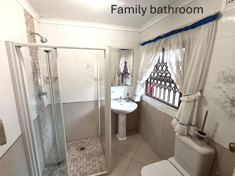 4 Bedroom Property for Sale in Umzinto KwaZulu-Natal
