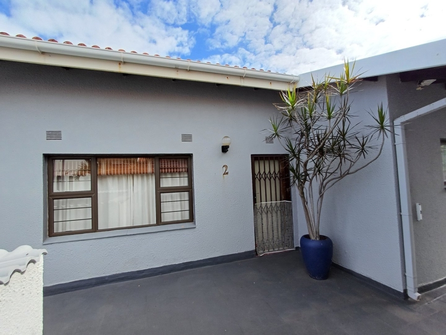 2 Bedroom Property for Sale in Lawrence Rocks KwaZulu-Natal