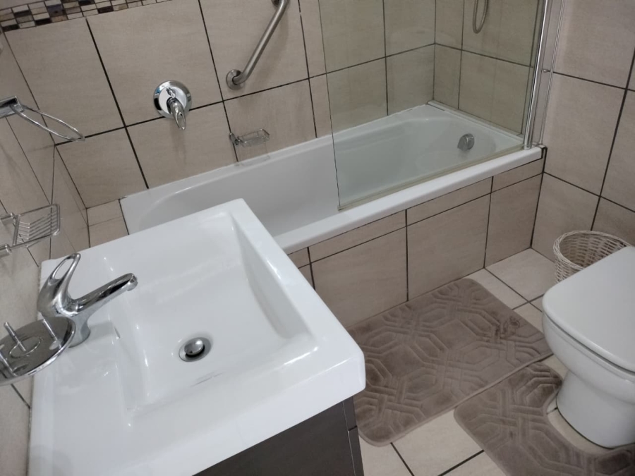 3 Bedroom Property for Sale in Manaba Beach KwaZulu-Natal