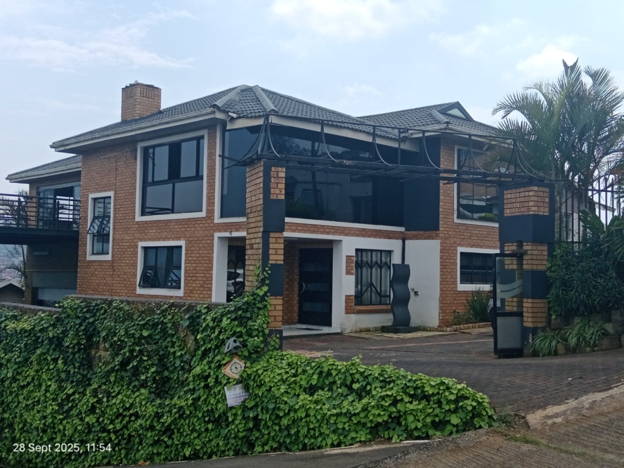 4 Bedroom Property for Sale in Raisethorpe KwaZulu-Natal