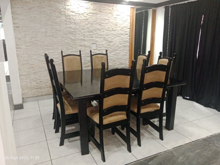 4 Bedroom Property for Sale in Raisethorpe KwaZulu-Natal