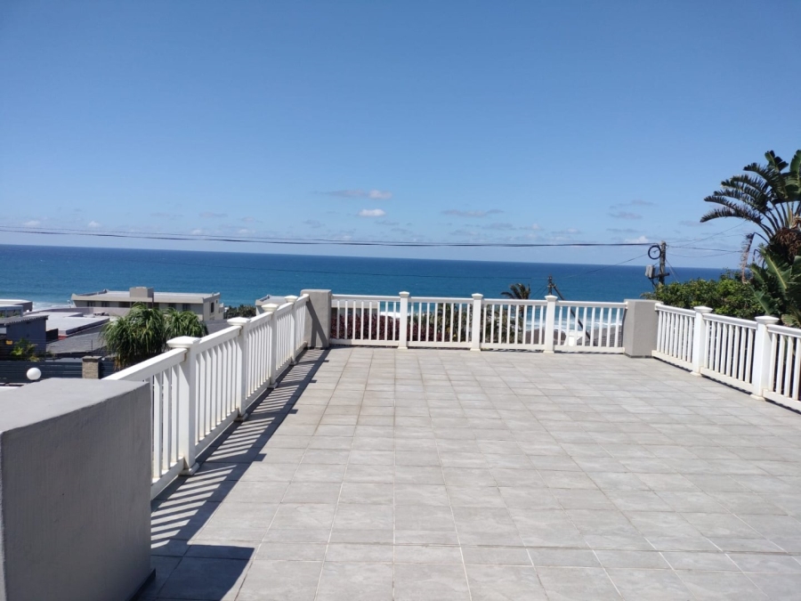 5 Bedroom Property for Sale in Manaba Beach KwaZulu-Natal