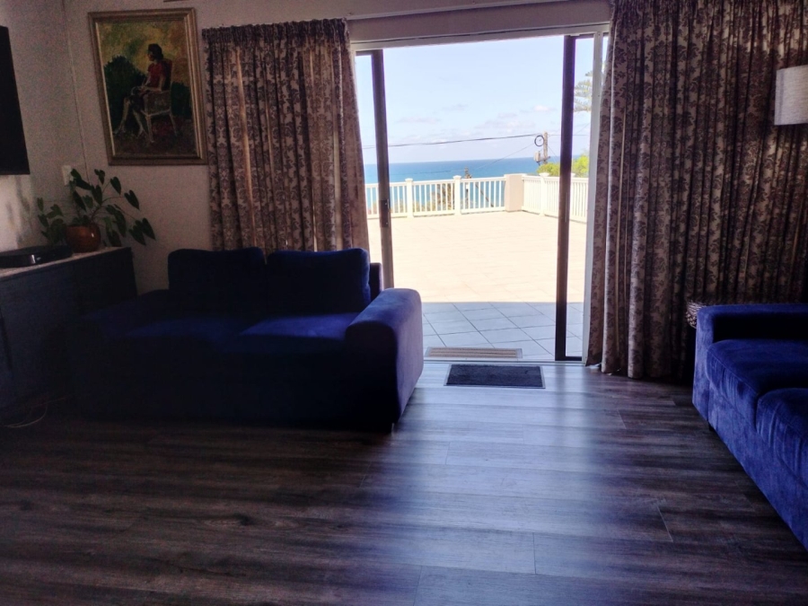 5 Bedroom Property for Sale in Manaba Beach KwaZulu-Natal