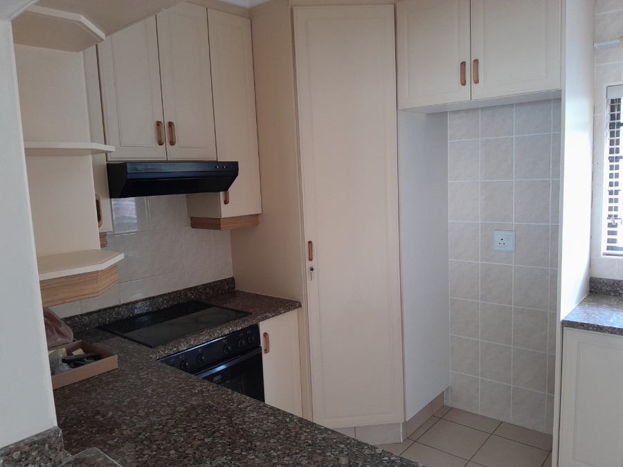 2 Bedroom Property for Sale in Freeland Park KwaZulu-Natal
