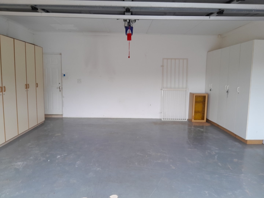 2 Bedroom Property for Sale in Freeland Park KwaZulu-Natal