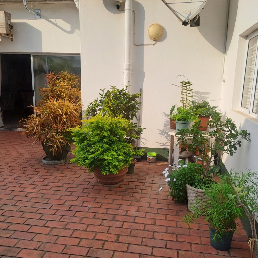 1 Bedroom Property for Sale in Scottburgh Central KwaZulu-Natal