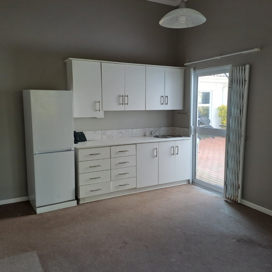 1 Bedroom Property for Sale in Scottburgh Central KwaZulu-Natal