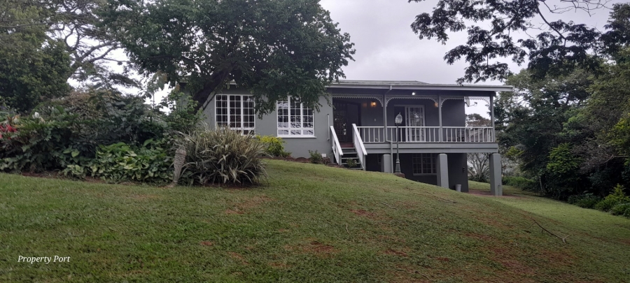 4 Bedroom Property for Sale in Umtentweni KwaZulu-Natal