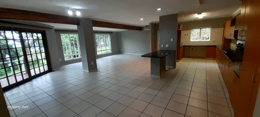 4 Bedroom Property for Sale in Umtentweni KwaZulu-Natal