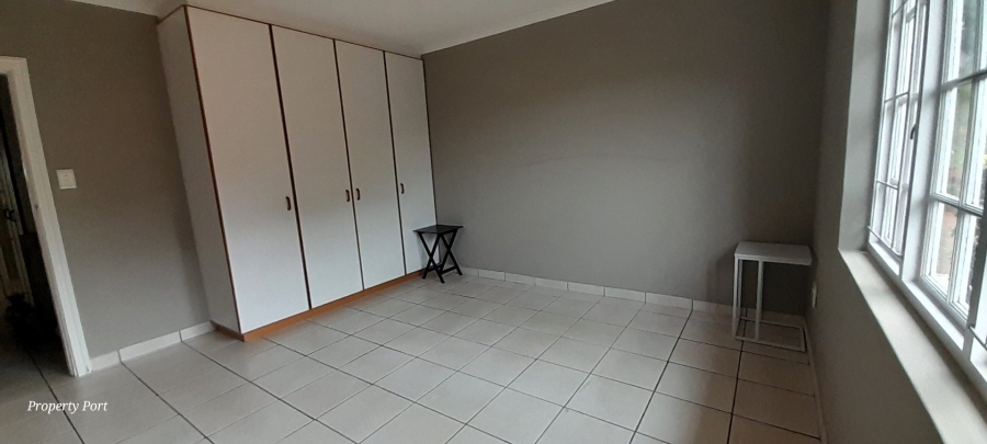 4 Bedroom Property for Sale in Umtentweni KwaZulu-Natal