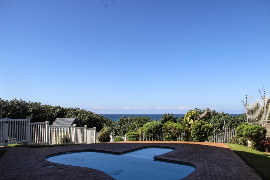 2 Bedroom Property for Sale in Manaba Beach KwaZulu-Natal