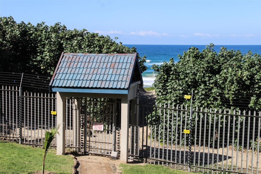 2 Bedroom Property for Sale in Manaba Beach KwaZulu-Natal