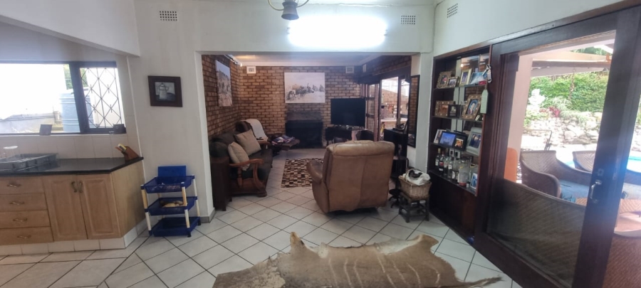 4 Bedroom Property for Sale in Umtentweni KwaZulu-Natal