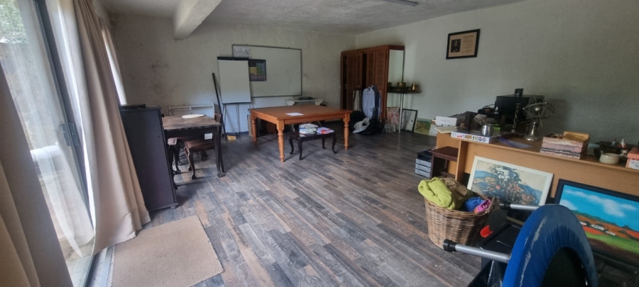 4 Bedroom Property for Sale in Umtentweni KwaZulu-Natal