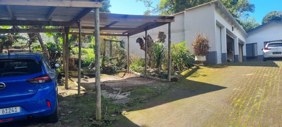 4 Bedroom Property for Sale in Umtentweni KwaZulu-Natal