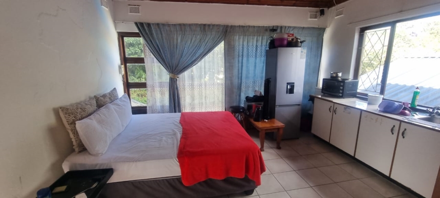 4 Bedroom Property for Sale in Umtentweni KwaZulu-Natal