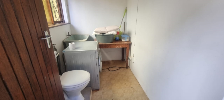 4 Bedroom Property for Sale in Umtentweni KwaZulu-Natal