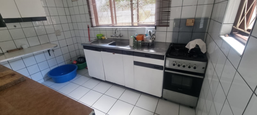 4 Bedroom Property for Sale in Umtentweni KwaZulu-Natal