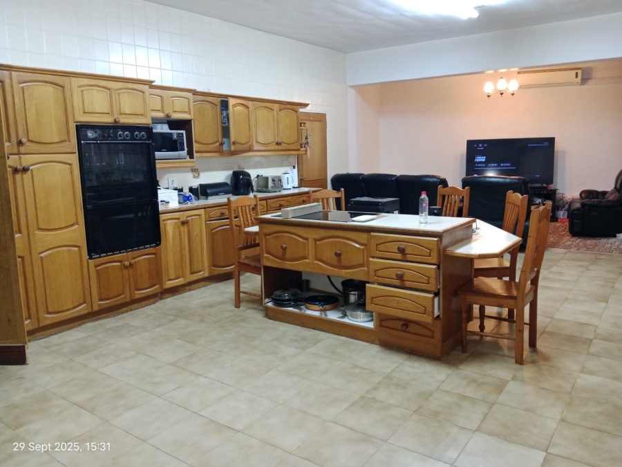 6 Bedroom Property for Sale in Orient Heights KwaZulu-Natal