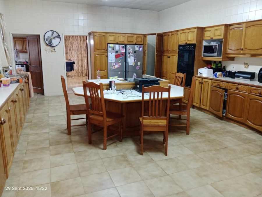 6 Bedroom Property for Sale in Orient Heights KwaZulu-Natal