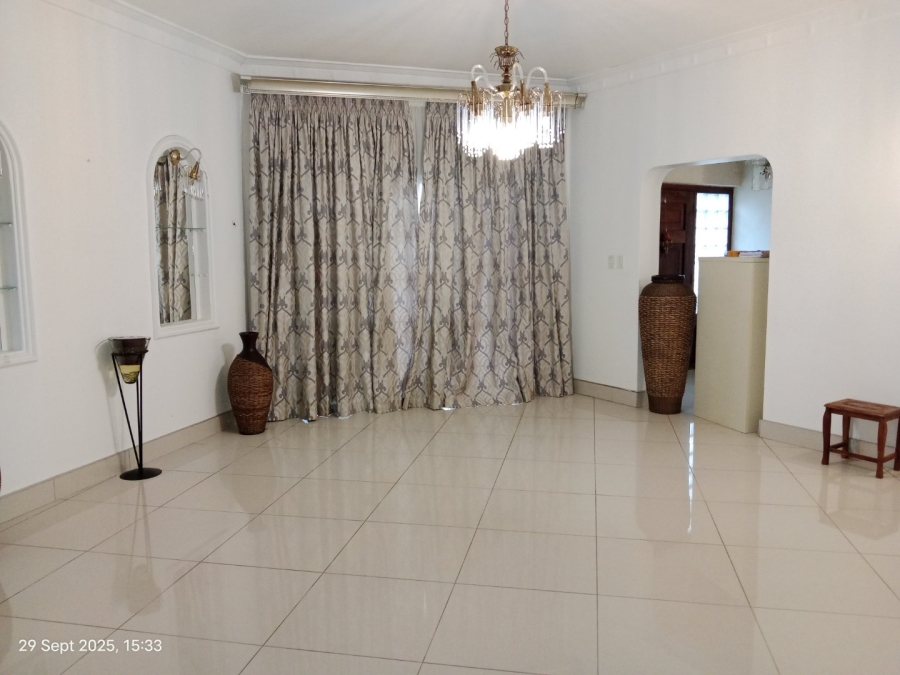 6 Bedroom Property for Sale in Orient Heights KwaZulu-Natal