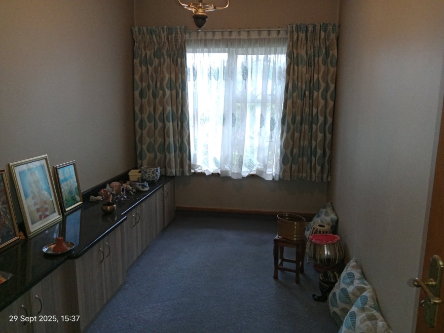 6 Bedroom Property for Sale in Orient Heights KwaZulu-Natal