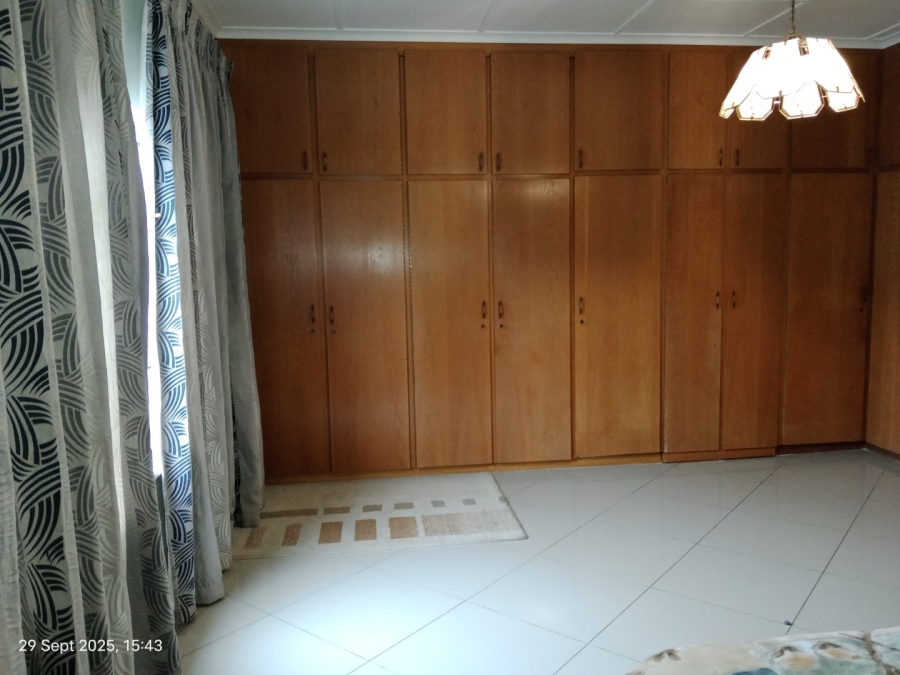 6 Bedroom Property for Sale in Orient Heights KwaZulu-Natal