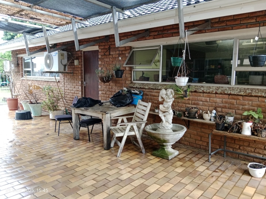 6 Bedroom Property for Sale in Orient Heights KwaZulu-Natal
