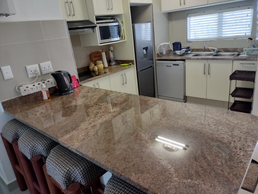 2 Bedroom Property for Sale in Beacon Rocks KwaZulu-Natal