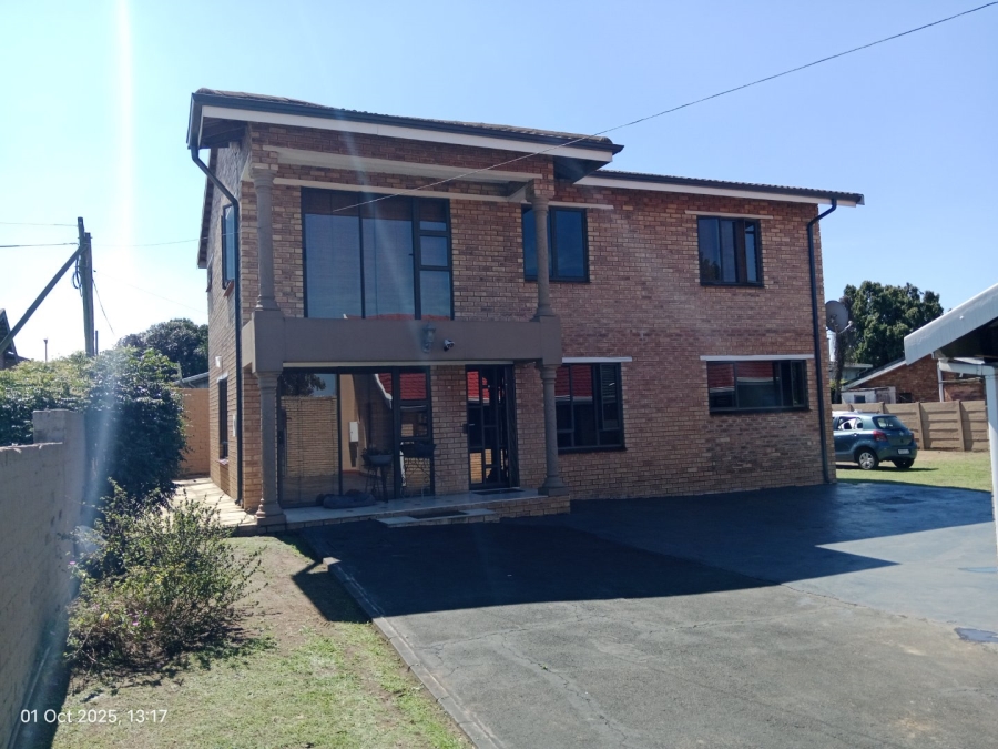 6 Bedroom Property for Sale in Mountain Rise KwaZulu-Natal